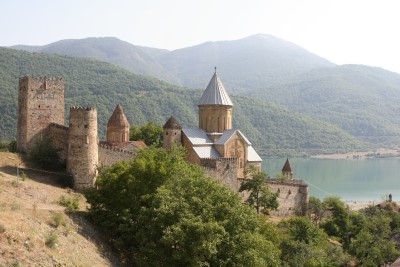 Festung Ananuri im Kaukasus